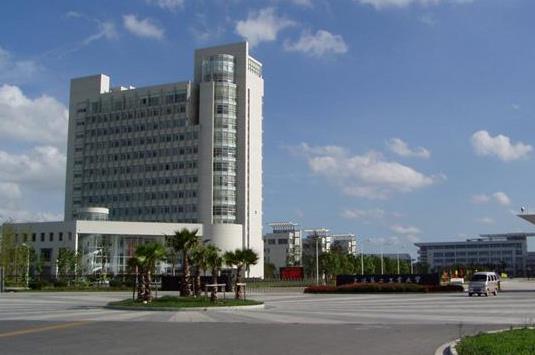 8、上海第二工業(yè)大學.jpg