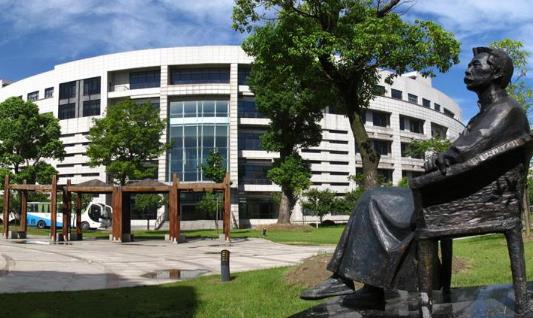 3、浙江工商大學(xué)杭州商學(xué)院.jpg