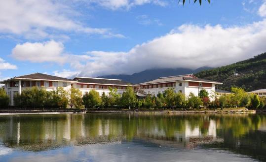 4、云南大學旅游文化學院.jpg