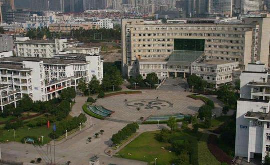 2、浙江商業(yè)職業(yè)技術(shù)學院.jpg