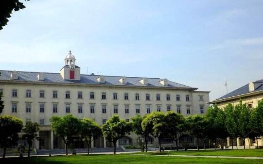 9、天津海運職業(yè)學院.jpg