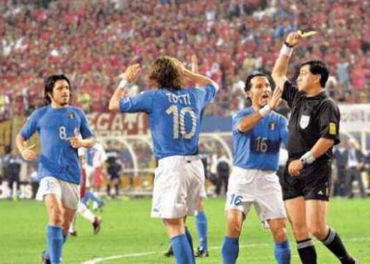 三、2002年韓日世界杯,莫雷諾(厄瓜多爾).jpg