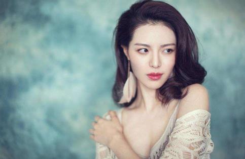 廣東十大美女明星排行榜,馮小剛欽點的鐘楚曦來自廣東