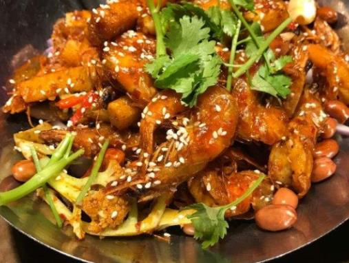 無錫市十大人氣餐廳排名,老李家飯莊的豬蹄、白水魚都是特色