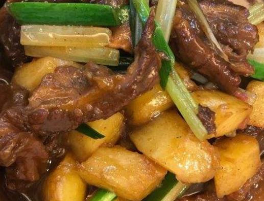 東莞十佳特色餐廳,千里尋味招牌是清蒸大頭魚,葡萄滋味是西餐廳