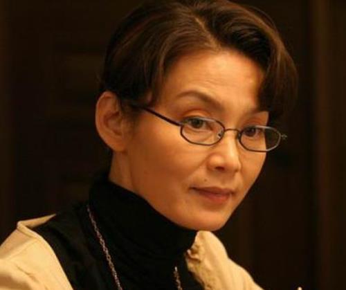 中國(guó)十大老戲骨女演員排名,張少華有慈母形象,李明啟演技好