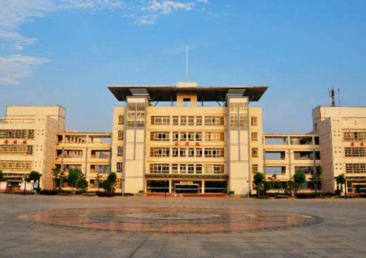 中國排名前十的高中學校,中國人民大學附屬中學、河北衡水中學有實力
