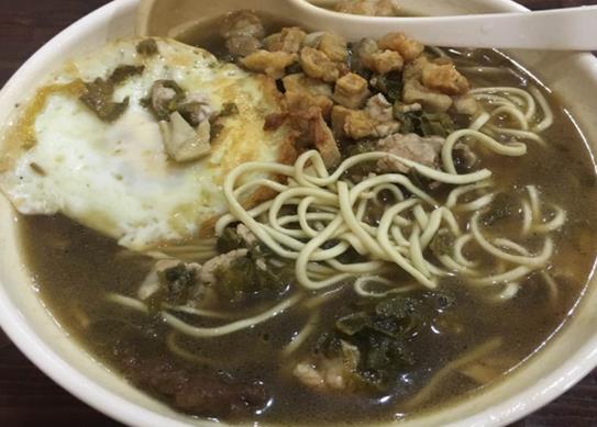 十大杭州不得不去面館,阿強(qiáng)面館是老字號(hào)、大學(xué)路面館的招牌是豬肝面