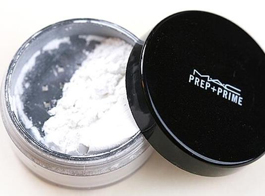 十大散粉品牌排行榜,雅莉格絲散粉粉質(zhì)細膩、紀梵希散粉妝感通透