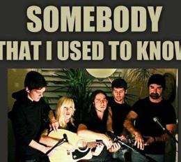 英文歌曲排行榜 SomebodyThat UsedtoKnow為世界高銷量單曲之一