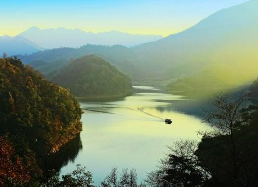 全國十大值得一去的4A景區(qū),神農(nóng)頂風(fēng)景區(qū)、丹霞山風(fēng)景名勝區(qū)風(fēng)景美 全國十大值得一去的4A景區(qū),神農(nóng)頂風(fēng)景區(qū)、丹霞山風(fēng)景名勝區(qū)風(fēng)景美