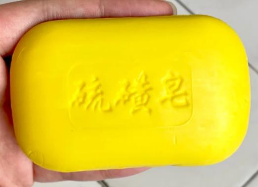 被硫磺皂傷了皮膚怎么辦?硫磺皂洗臉會刺激皮膚嗎 被硫磺皂傷了皮膚怎么辦?硫磺皂洗臉會刺激皮膚嗎