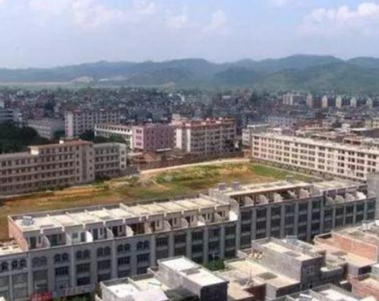 廣西十大貧困縣排行榜,馬山縣自然風(fēng)景漂亮、隆安縣歷史悠久 廣西十大貧困縣排行榜,馬山縣自然風(fēng)景漂亮、隆安縣歷史悠久