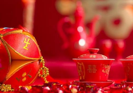 新娘進門吃雞蛋是什么寓意?新娘天黑為什么不能出門 新娘進門吃雞蛋是什么寓意?新娘天黑為什么不能出門