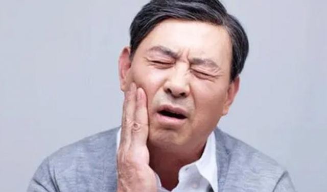 牙髓炎怎樣自愈 半夜牙疼怎么辦立刻止疼 牙髓炎怎樣自愈 半夜牙疼怎么辦立刻止疼