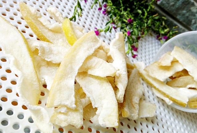 柚子皮有什么食療作用?干柚子皮有什么功效 柚子皮有什么食療作用?干柚子皮有什么功效