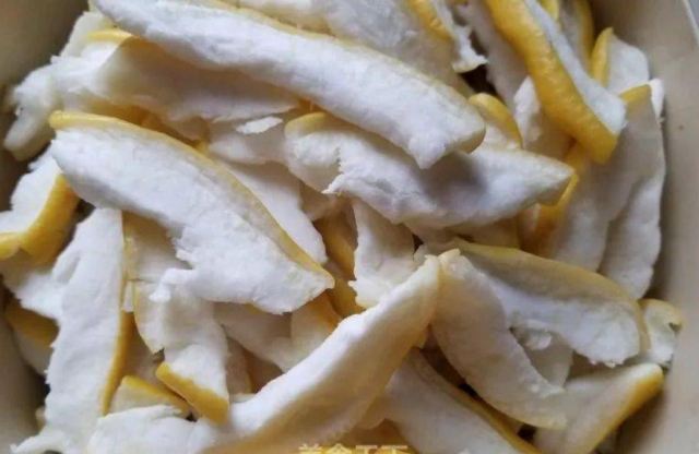 柚子對(duì)糖尿病的好處是什么 柚子皮有食療作用嗎 柚子對(duì)糖尿病的好處是什么 柚子皮有食療作用嗎