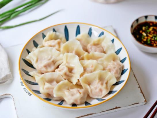 冬至餃子和面條能一起吃嗎?冬至吃餃子有什么寓意 冬至餃子和面條能一起吃嗎?冬至吃餃子有什么寓意