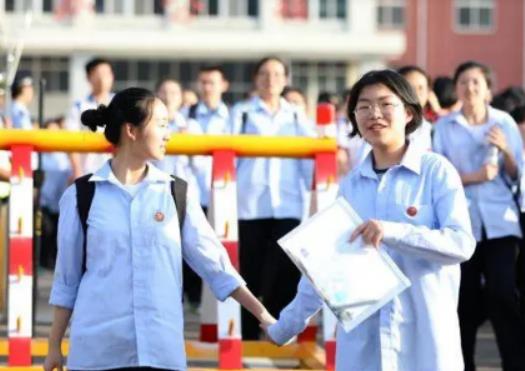 高三保送后還能參加高考嗎?保送生什么時候去大學(xué) 高三保送后還能參加高考嗎?保送生什么時候去大學(xué)