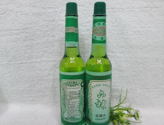 花露水噴子車里有沒有危險?花露水涂上太涼了沖水可以嗎 花露水噴子車里有沒有危險?花露水涂上太涼了沖水可以嗎