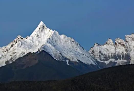 梅里雪山海拔高度是多少米高?6月去梅里雪山注意事項 梅里雪山海拔高度是多少米高?6月去梅里雪山注意事項