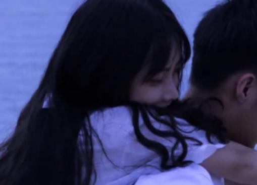 美瞳可以兩個人戴嗎?美瞳掉地上怎么清潔 美瞳可以兩個人戴嗎?美瞳掉地上怎么清潔