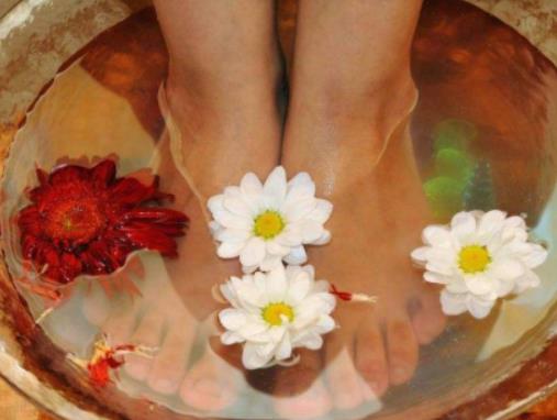 花椒不適合哪些人泡腳?花椒水泡腳有助于睡眠嗎 花椒不適合哪些人泡腳?花椒水泡腳有助于睡眠嗎
