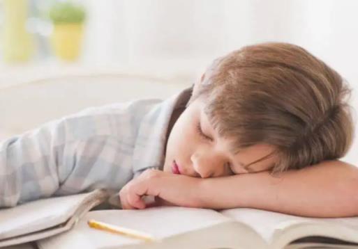 睡覺睡不好老是淺睡眠怎么辦?打呼嚕的人睡覺容易醒嗎 睡覺睡不好老是淺睡眠怎么辦?打呼嚕的人睡覺容易醒嗎